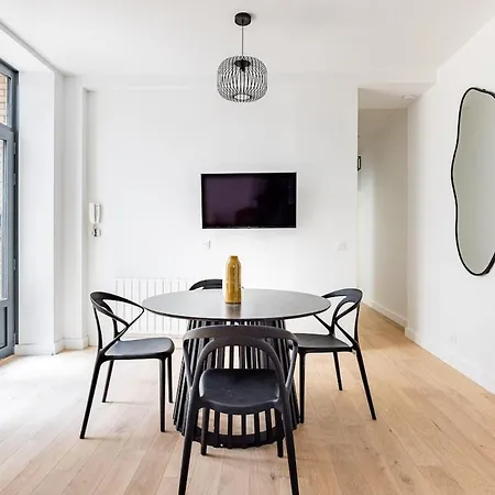 דירה #opera#madeleine#paris8#2bedrooms#4persons *